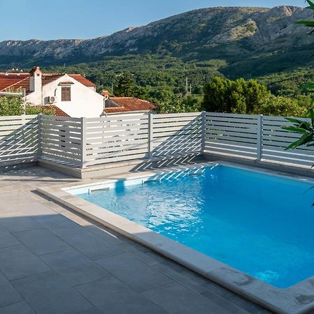 Villa Carmen Draga Bascanska Exterior photo